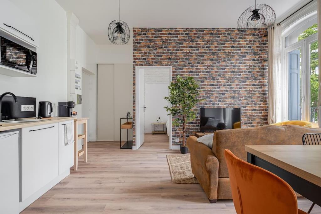 Grand Appartement «  City » Spacieux Et Moderne Сент-Етьєн Екстер'єр фото