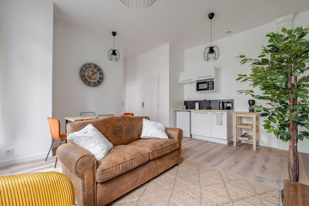 Grand Appartement «  City » Spacieux Et Moderne Сент-Етьєн Екстер'єр фото