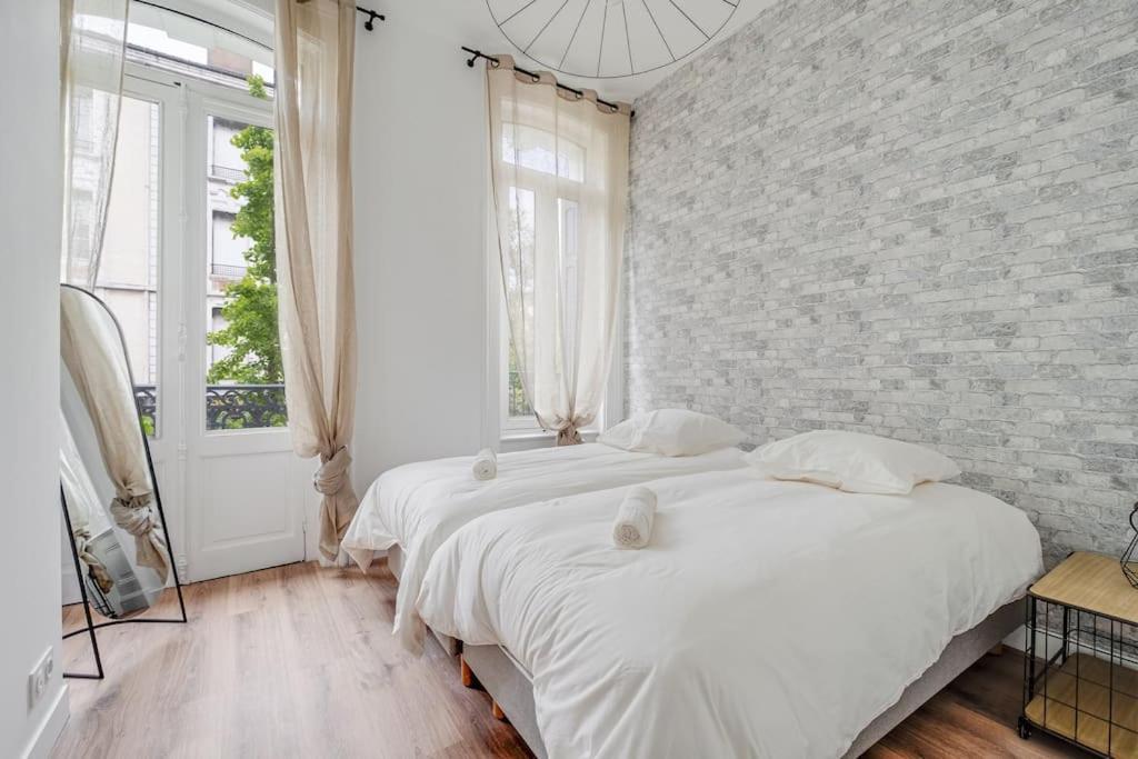 Grand Appartement «  City » Spacieux Et Moderne Сент-Етьєн Екстер'єр фото